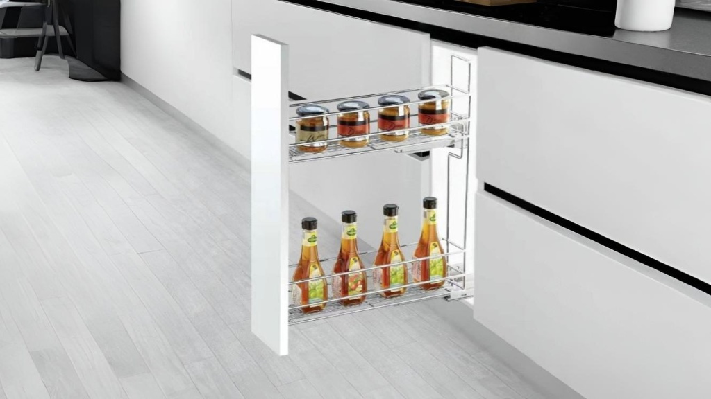 Блеск совершенства: UNIHOPPER представляет хромированные корзины LINA и NANO