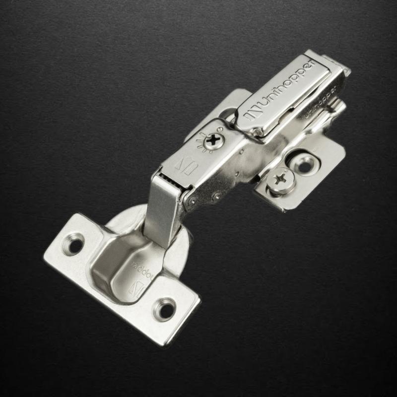 Полунакладная 3D петля UNIHOPPER HUTTON с регулируемым доводчиком, 45мм, с декоративной накладкой, никель