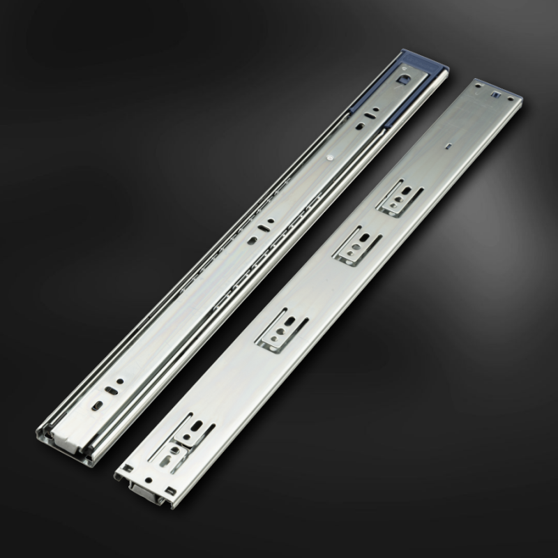 Шариковые направляющие полного выдвижения UNIHOPPER 600 мм H=45мм с доводчиком цинк