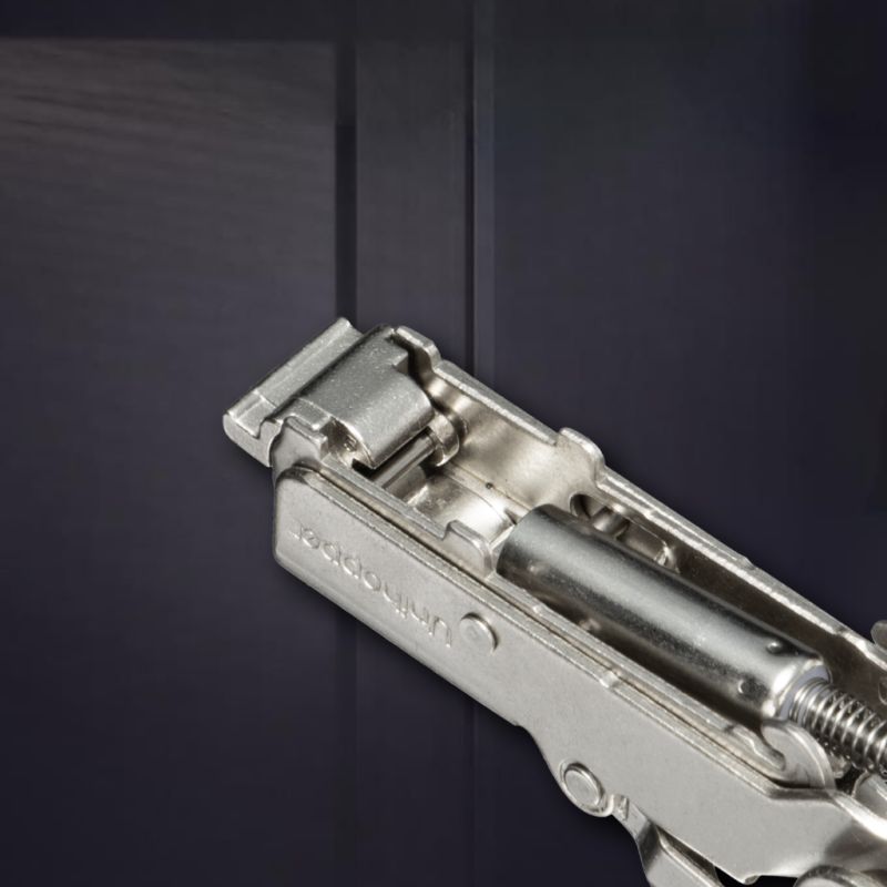 Угловая 165° 3D петля UNIHOPPER с доводчиком, 45мм, с декоративной накладкой