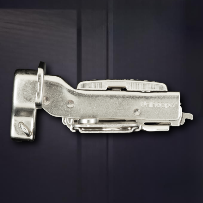 Полунакладная 3D петля UNIHOPPER с доводчиком, 48мм, с декоративной накладкой